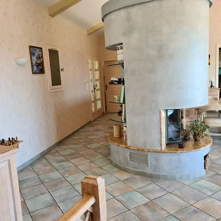 La Grande Piscine Villa *