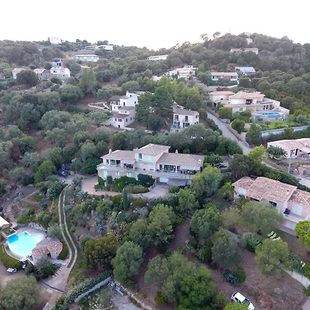 La Grande Piscine Villa